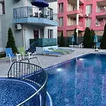 Violet Garden 2 Veranda Sluneční pobřeží