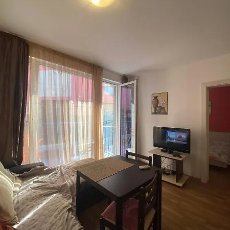 Apartament Violet Garden 2 Veranda Słoneczny Brzeg