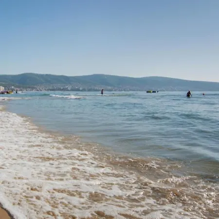 Apartament Violet Garden 2 Veranda Słoneczny Brzeg