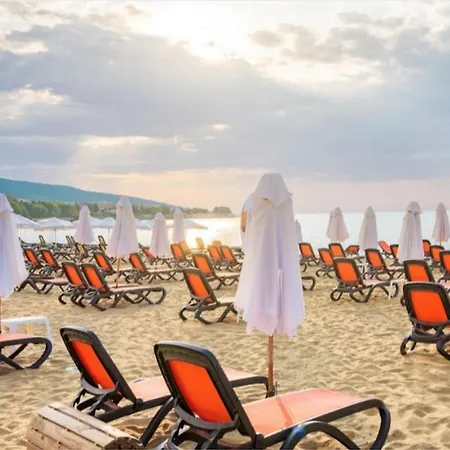 Violet Garden 2 Veranda Appartamento Sunny Beach