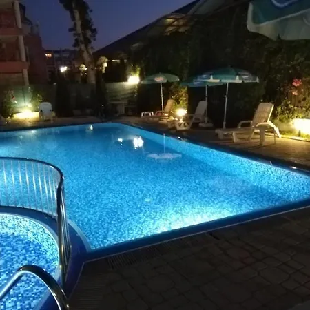 Daire Violet Garden 2 Veranda