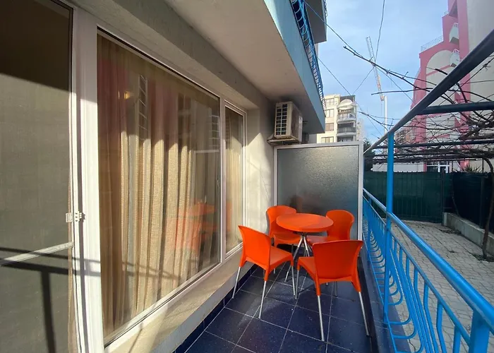 Apartament Violet Garden 2 Veranda