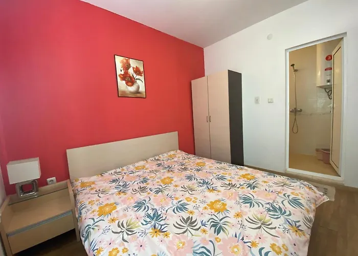 Violet Garden 2 Veranda Apartament