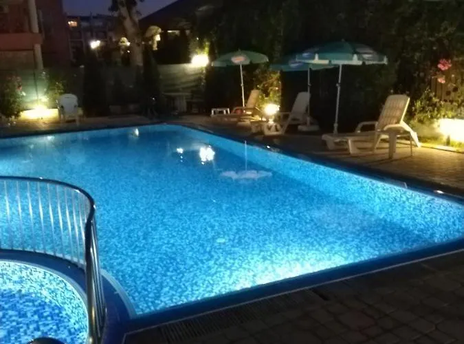 Apartament Violet Garden 2 Veranda